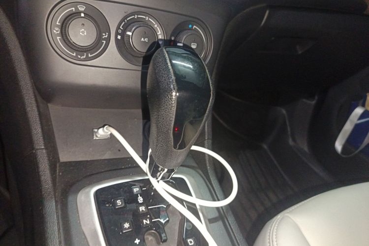 雪铁龙C4L 2019款 230THP 自动领先型中控内饰18