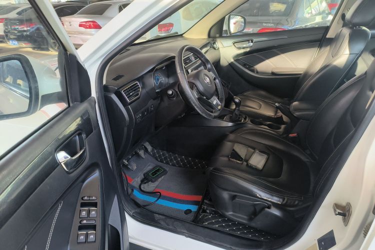 东风风光 风光580 2016款 1.8L 手动舒适型中控内饰20