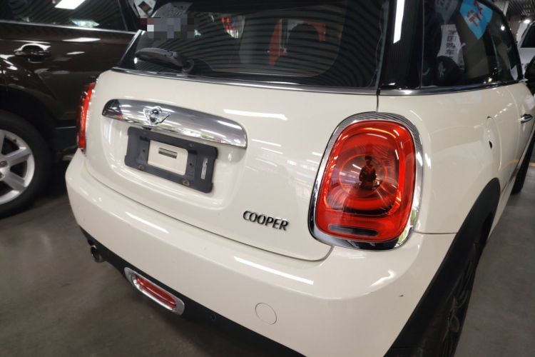 MINI 2016款 1.5T COOPER 先锋派车身外观6005