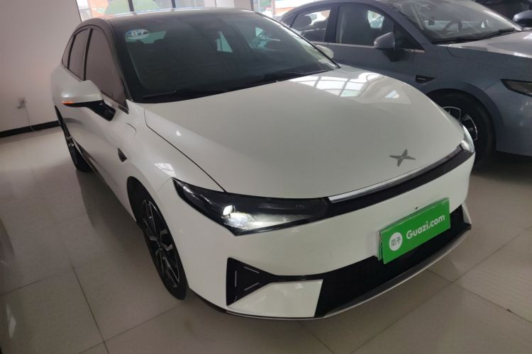 小鹏P5 2021款 550E车身外观3