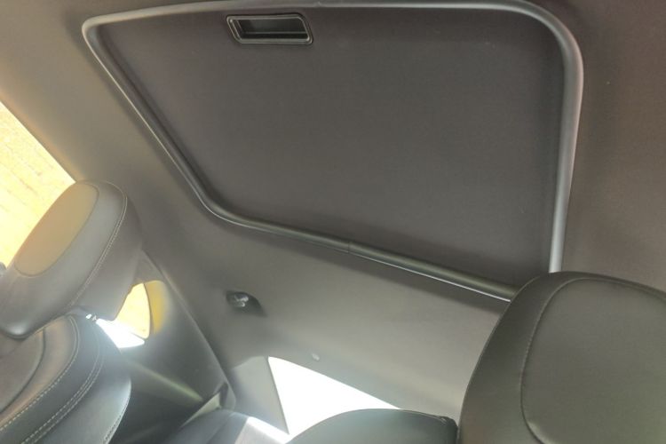 雪佛兰 科迈罗 2011款 3.6L 传奇性能版局部细节22