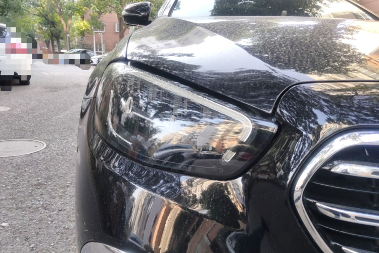 奔驰E级 2022款 改款二 E 260 L车身外观8