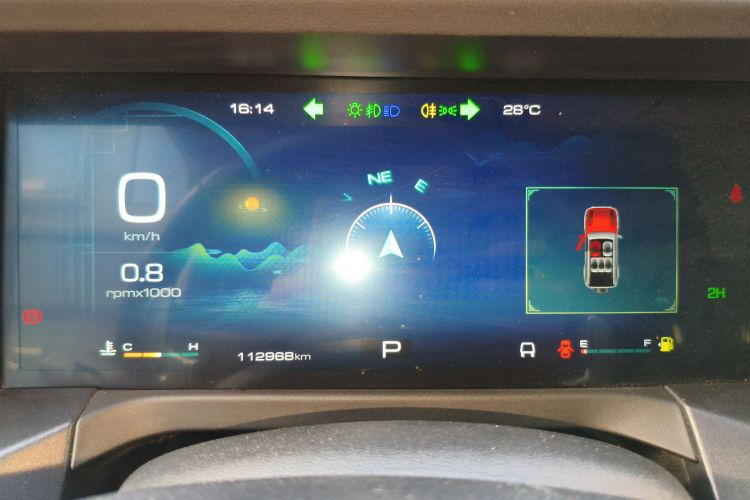 坦克300 2023款 越野版 2.0T 挑战者局部细节14