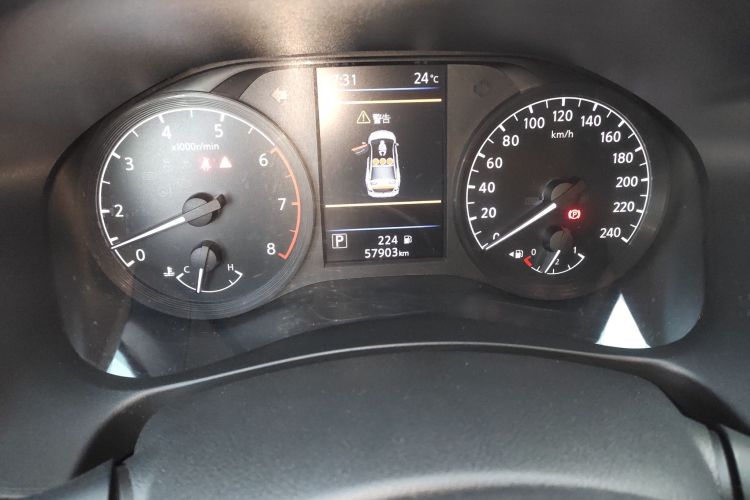 日产 天籁 2021款 2.0T XL 智进版中控内饰14