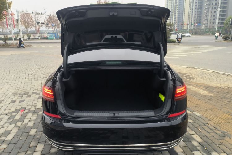 大众 帕萨特 2025款 出众款 380TSI 龙腾版机舱底盘23