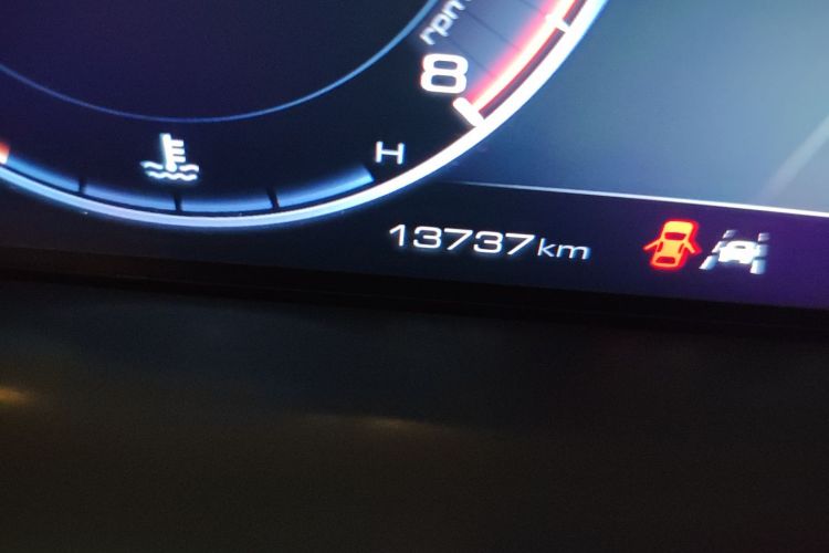 哈弗H6 2022款  第三代 1.5T 自动两驱Supreme+中控内饰15