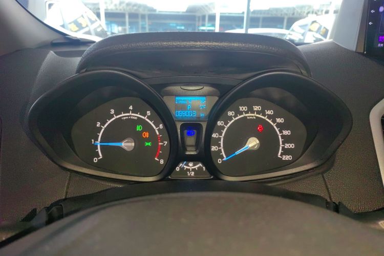 福特 翼搏 2017款 1.5L 自动风尚型中控内饰14