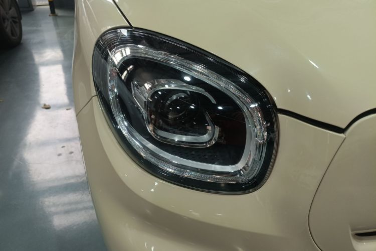 零跑汽车 零跑T03 2021款 400微糖版车身外观8