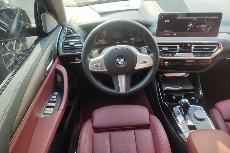 宝马X3 2023款 xDrive30i 领先型 M曜夜套装中控内饰13