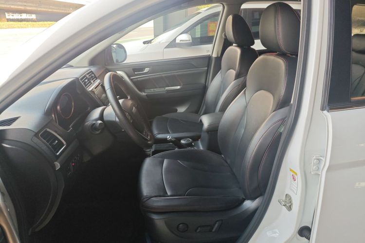 哈弗H6 2017款 红标 运动版 1.5T 自动两驱豪华型局部细节19