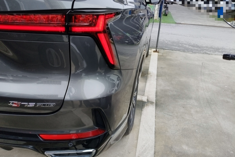 长安CS75 PLUS 2024款 第三代 冠军版 1.5T 智驾劲航型车身外观6006