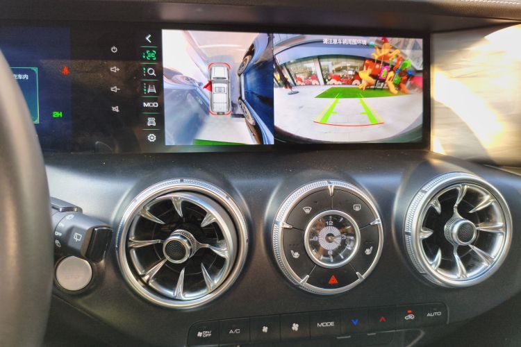 坦克300 2023款 越野版 2.0T 挑战者局部细节16