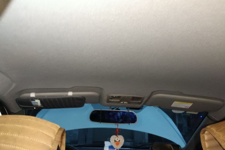 海马S5 2015款 1.6L 手动舒适型局部细节22