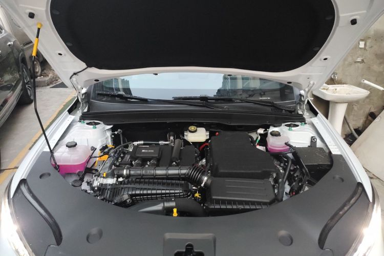 比亚迪 秦PLUS 2025款 DM-i 智驾版 128KM进取型机舱底盘24