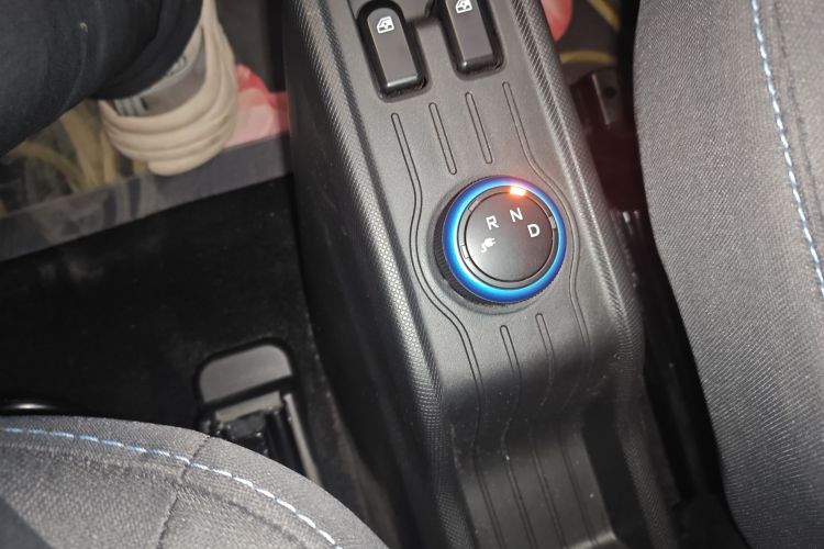 五菱汽车 宏光MINIEV 2021款 马卡龙臻享款 磷酸铁锂中控内饰18