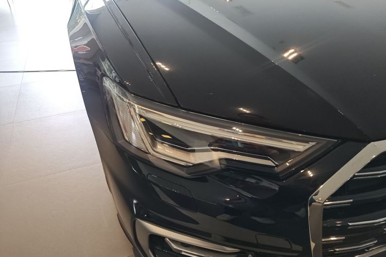 奥迪A6L 2023款 40 TFSI 豪华动感型车身外观8