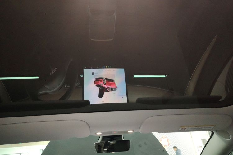 特斯拉 Model 3 2022款 后轮驱动版中控内饰22