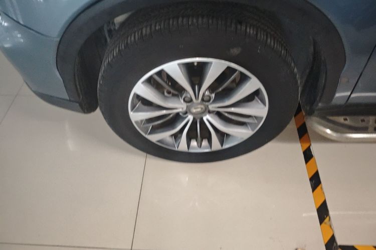 广汽传祺 传祺GS8 2017款 320T 两驱豪华智联版（七座）车身外观6007