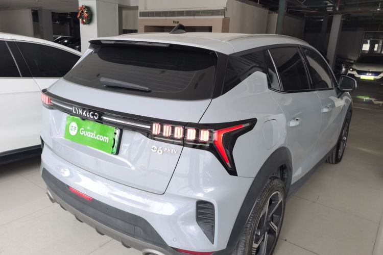 领克06 EM-P 2022款 PHEV 84KM续航版 Pro车身外观7