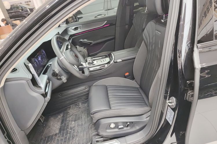 红旗H9 2024款 2.0T 旗享 私享风尚版局部细节19