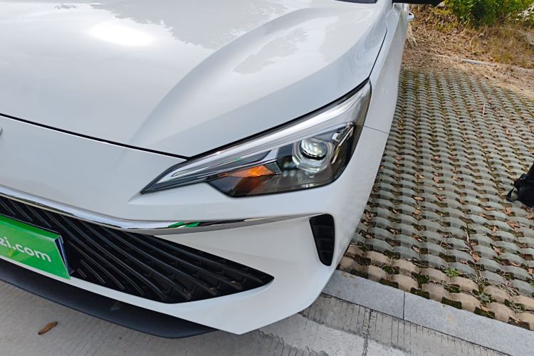 荣威i5 2023款 1.5L CVT尊荣版局部细节36