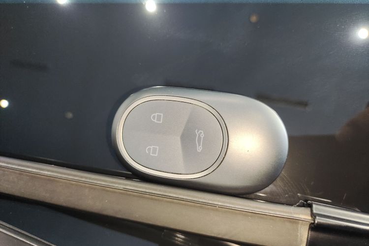 蔚来ET5T 2023款 75kWh Touring中控内饰11