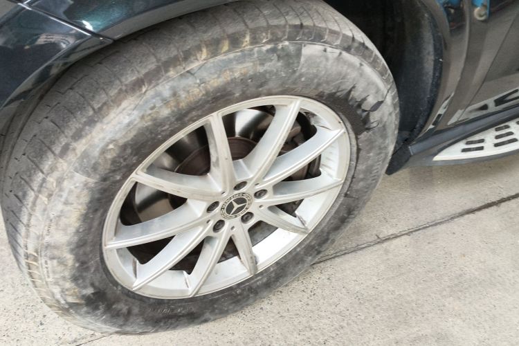 奔驰GLE 2020款 改款 GLE 350 4MATIC 时尚型车身外观6003