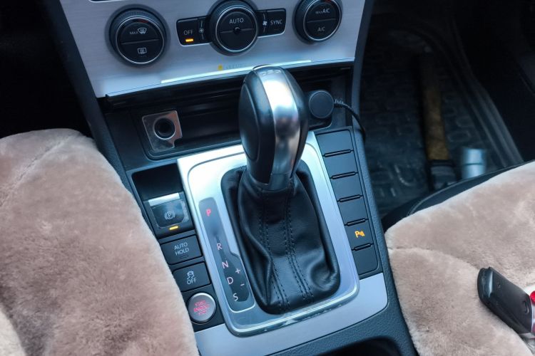 大众 迈腾 2016款 2.0TSI 智享豪华型中控内饰18