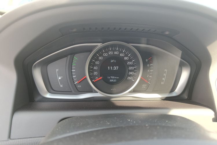 沃尔沃XC60 2017款 T5 智进升级版中控内饰14