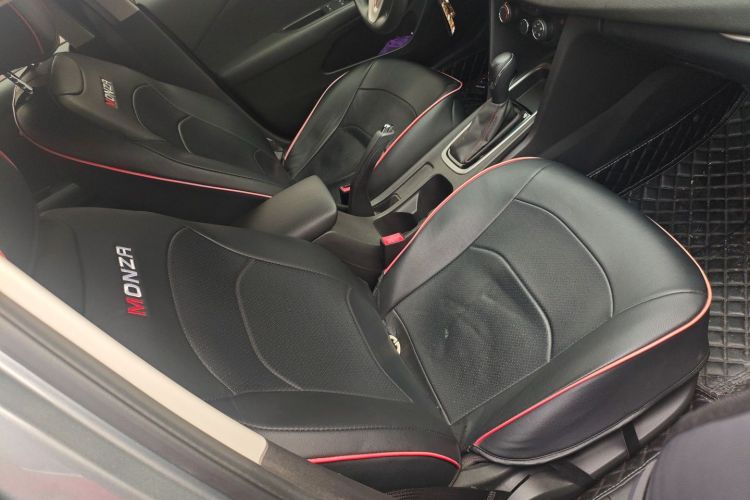 雪佛兰 科鲁泽 2019款 Redline 320T 双离合欢快版 国VI局部细节41