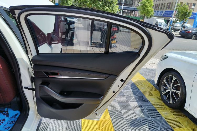 马自达3 昂克赛拉 2023款 2.0L 自动质炫版中控内饰45