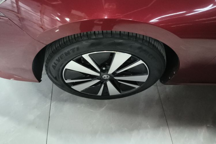 日产 天籁 2019款 2.0T XL Upper 智享版车身外观6007