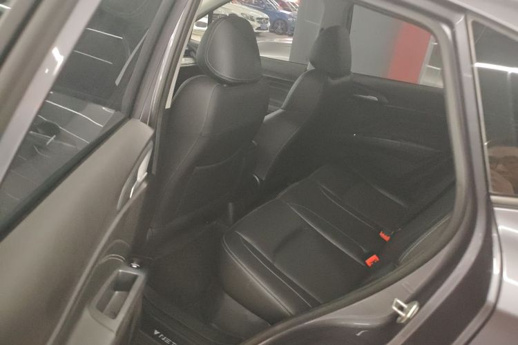 哪吒汽车 哪吒AYA 2023款 318 Lite中控内饰7004