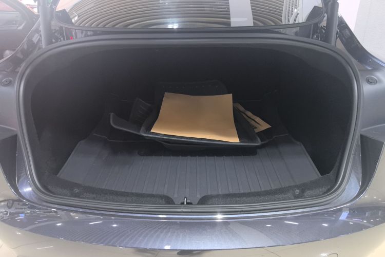 特斯拉 Model 3 2023款 后轮驱动版机舱底盘23