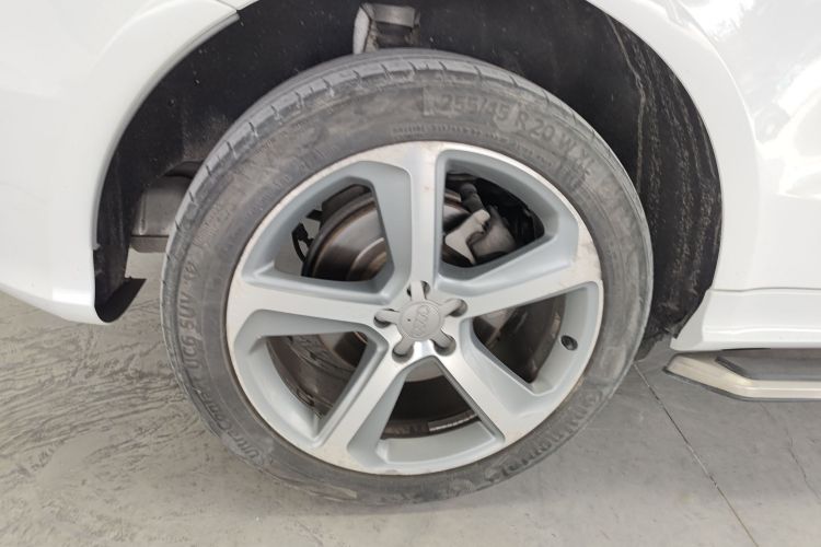 奥迪Q5(进口) 2013款 45 TFSI quattro 运动型车身外观6008