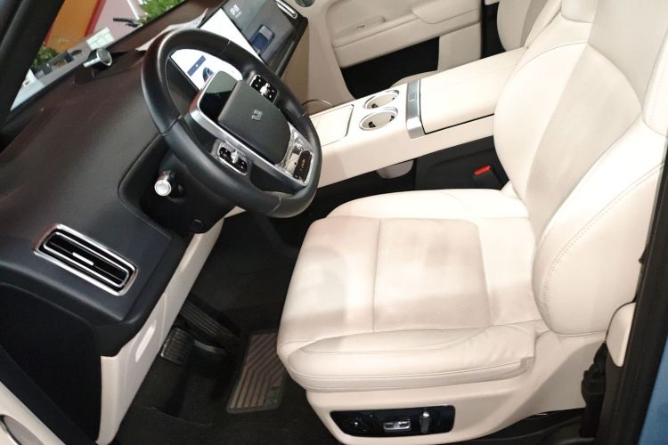 理想汽车 理想L9 2023款 Pro中控内饰19