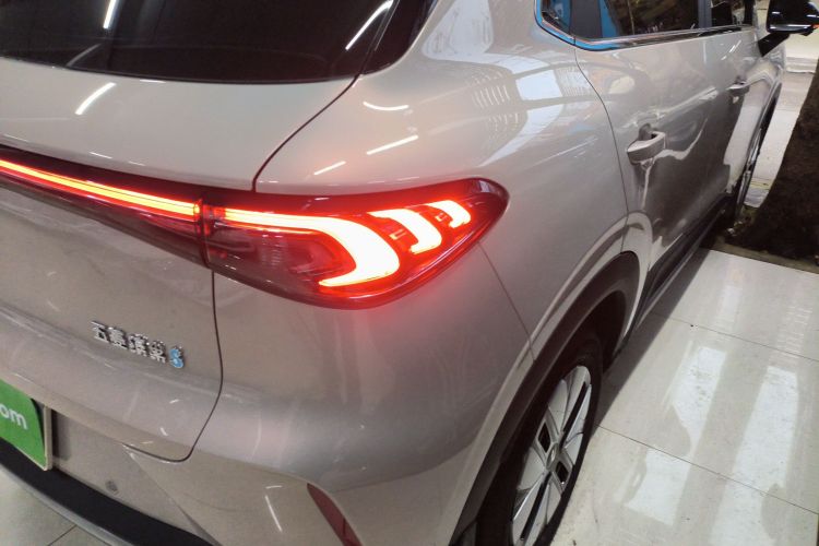 五菱汽车 缤果S 2025款 325km 尊享款车身外观6002