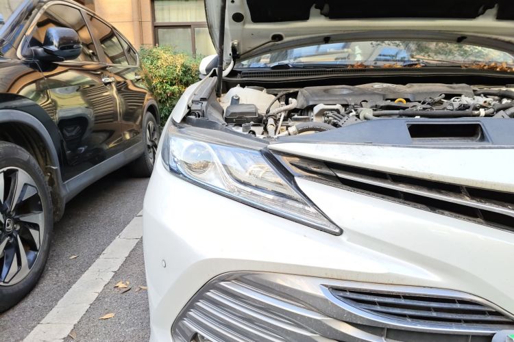 丰田 凯美瑞 2018款 双擎 2.5HG 豪华版车身外观8