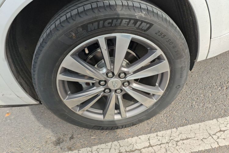 凯迪拉克XT6 2020款 28T 六座四驱豪华型车身外观6008