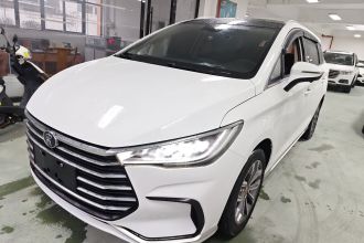 比亚迪 宋MAX 2021款 升级版 1.5T 自动尊贵型 7座