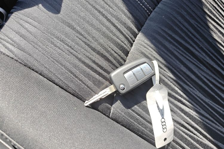 日产 轩逸 2024款 经典 1.6XE CVT舒适版中控内饰11