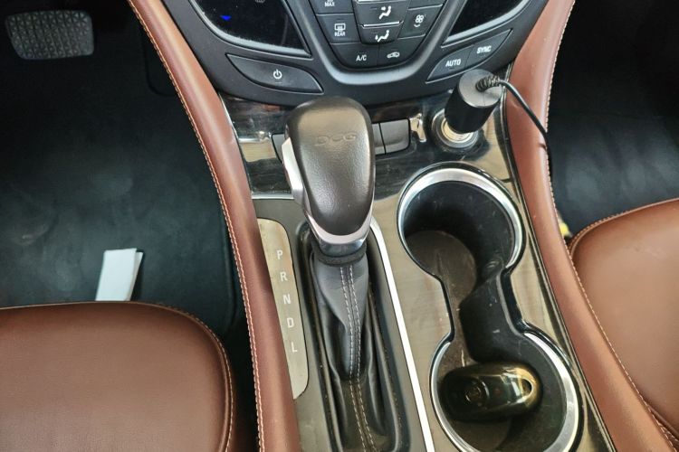 别克 昂科威 2021款 532T 两驱精英型局部细节18