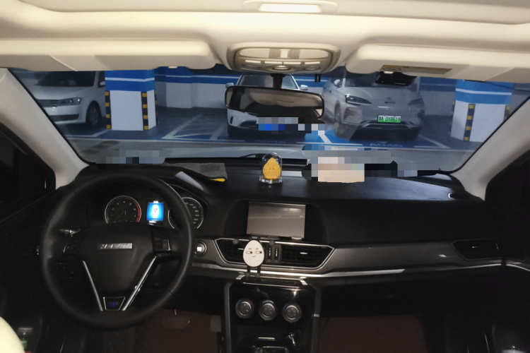 哈弗H6 2018款 蓝标 运动版 1.5T 自动两驱精英型中控内饰22