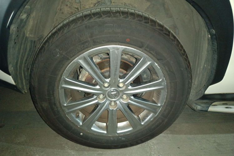 雷克萨斯NX 2015款 200 前驱 锋行版车身外观6008