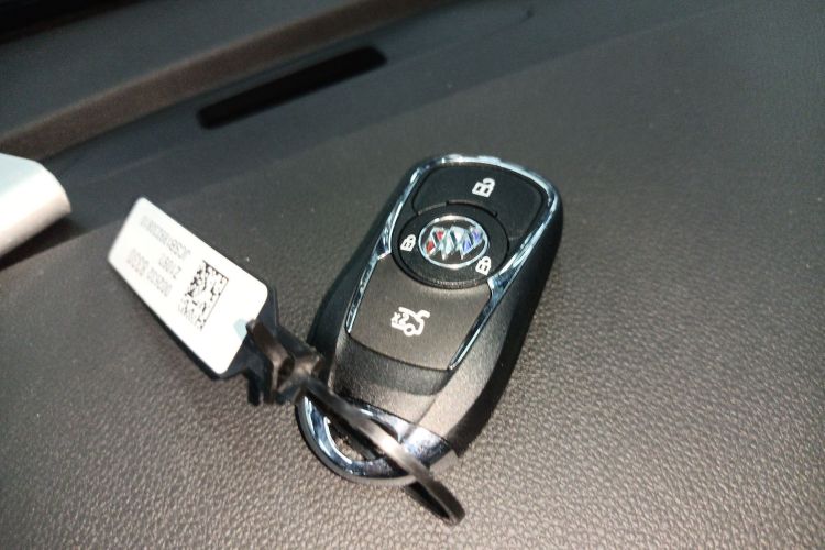 别克 威朗 2023款 Pro GS 疾风版中控内饰11