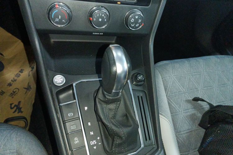 大众 朗逸 2023款 300TSI DSG满逸版中控内饰18
