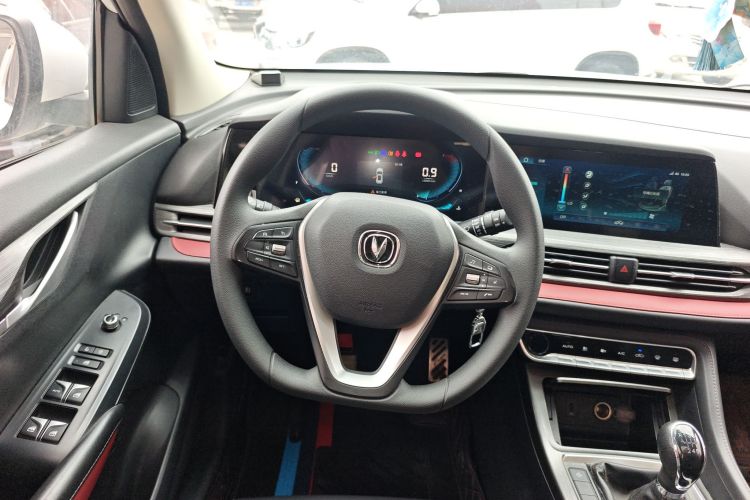 长安CS55PLUS 2020款 1.5T 手动炫色型中控内饰13