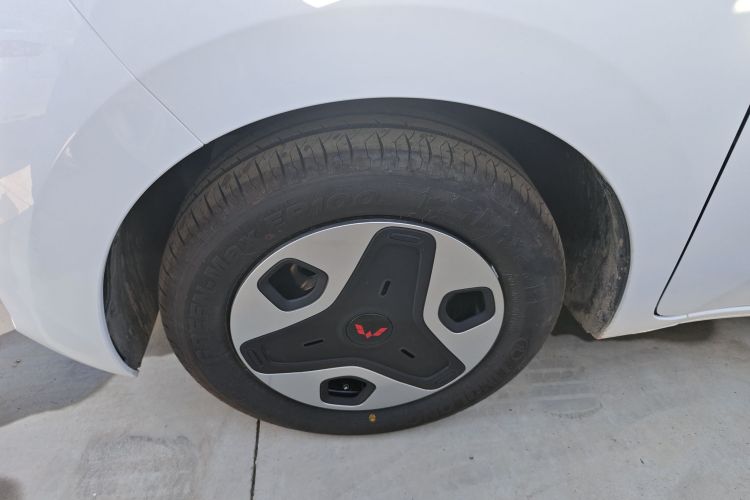 五菱汽车 五菱之光新能源 2025款 201km 舒适型车身外观6007