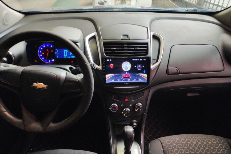 雪佛兰 创酷 2014款 1.4T 自动两驱舒适型中控内饰16