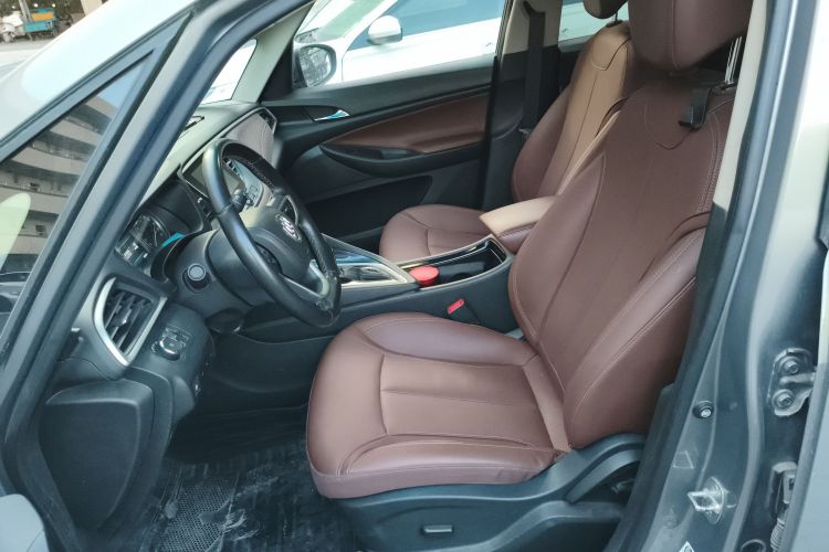 别克GL6 2019款 18T 6座互联尊贵型 国VI中控内饰19